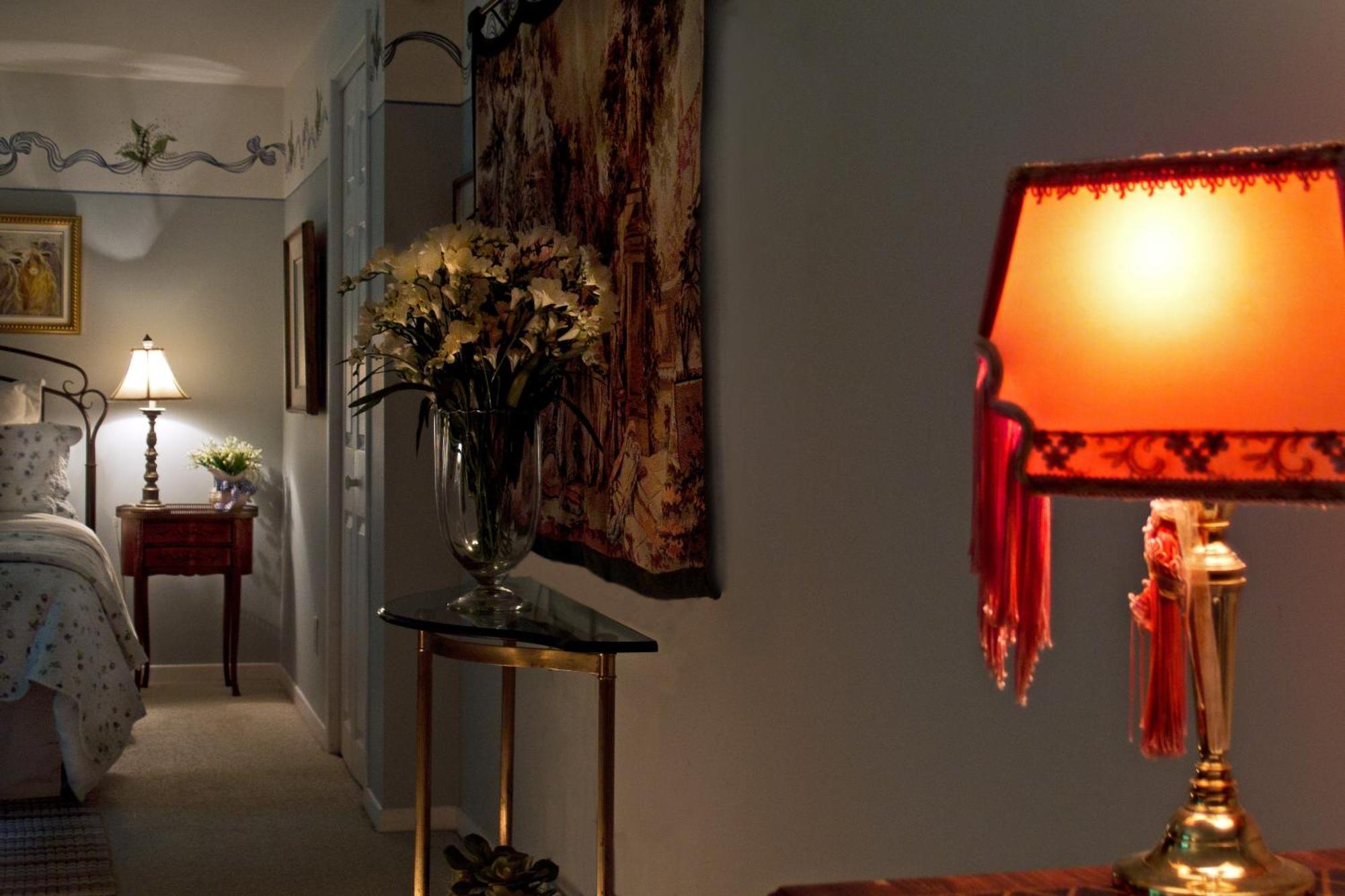 Le Petit Clocher Gite Touristique B & B Saint-Sauveur-des-Monts Zimmer foto